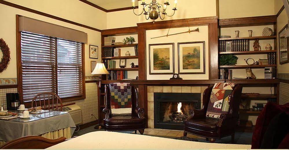 Sutter Creek The Foxes Inn מראה חיצוני תמונה